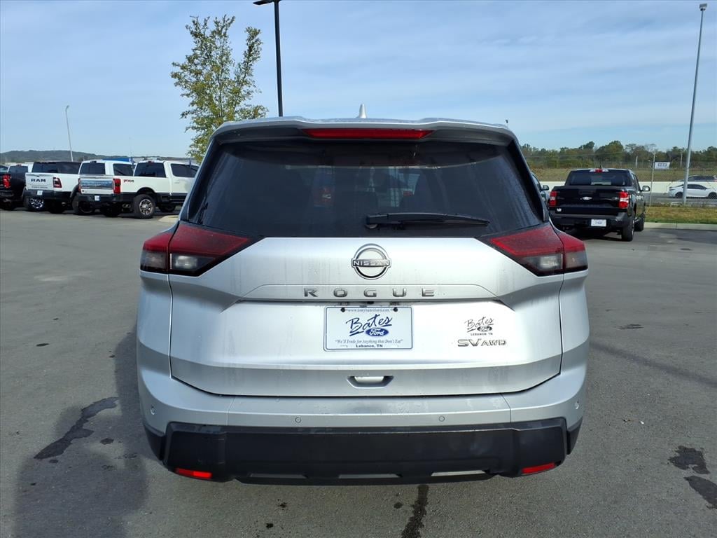 Used 2024 Nissan Rogue SV SUV