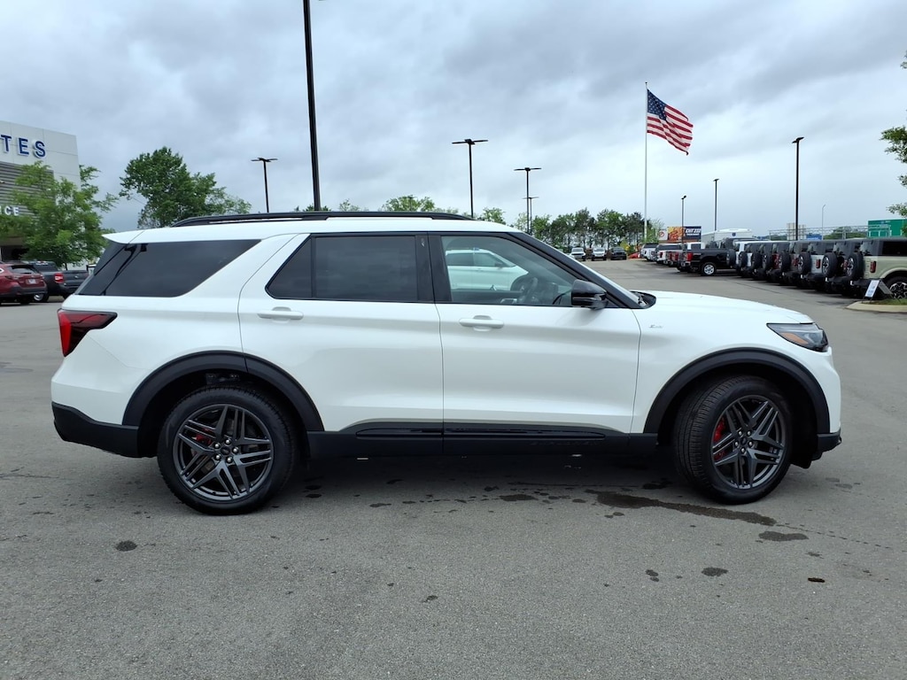 New 2026 Ford Explorer ST-Line SUV