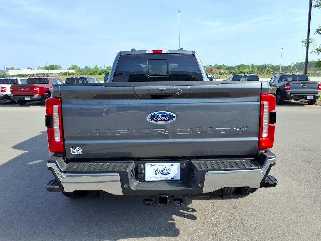 New 2026 Ford Super Duty F-350® Lariat® TRUCK