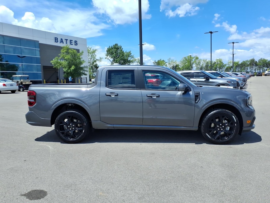 New 2026 Ford Maverick Lobo TRUCK