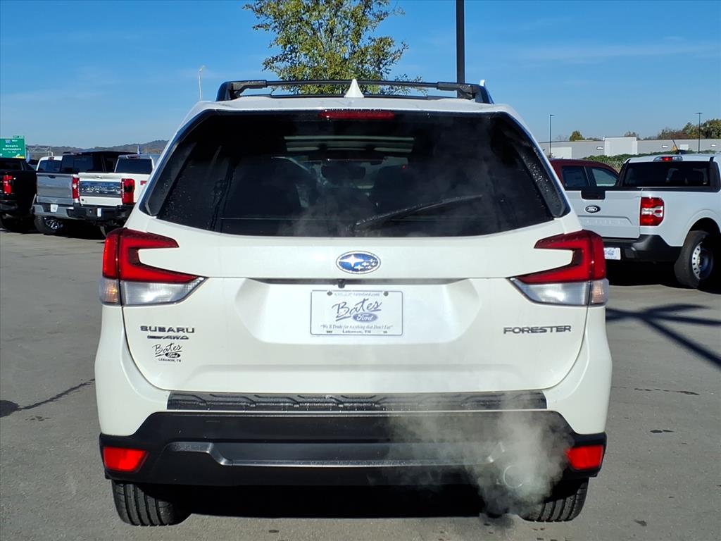 2021 Subaru Forester Limited photo 2