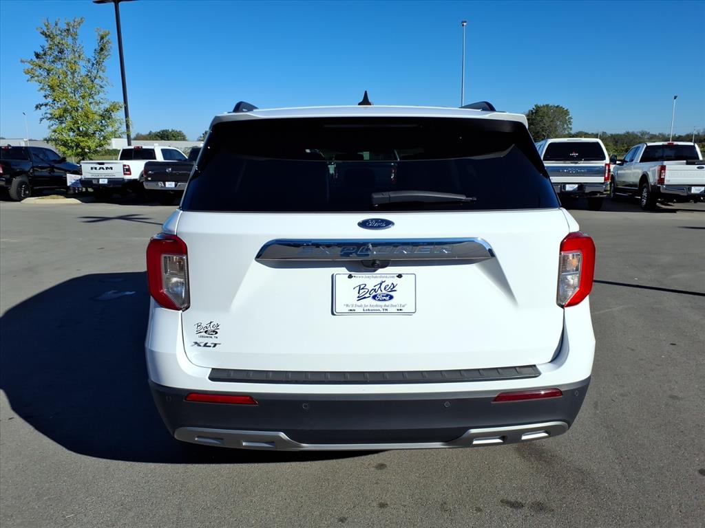 2024 Ford Explorer XLT photo 4