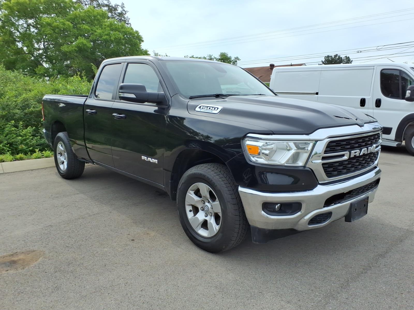 2022 RAM 1500 Big Horn/Lone Star 4x4 Quad Cab 6'4's photo