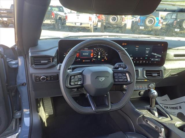 2025 Ford Mustang Dark Horse - Photo 13