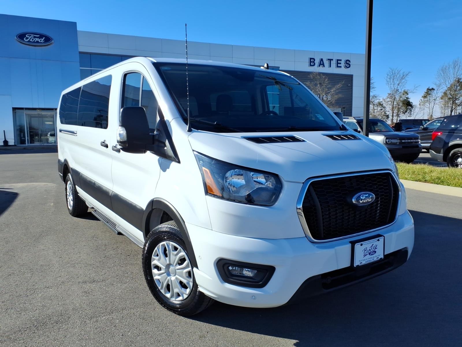 2023 Ford Transit 350 XLT Low Roof Sliding Pass. 148's photo