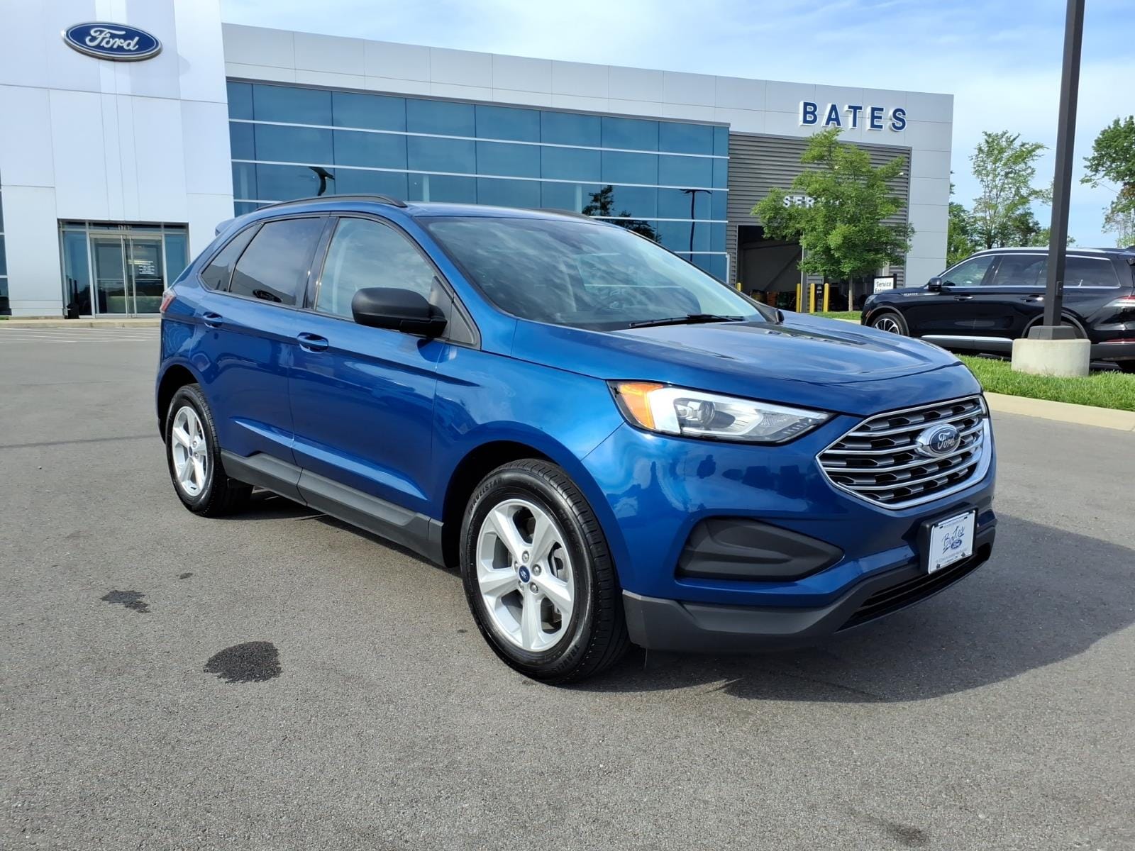 2021 Ford Edge SE AWD's photo