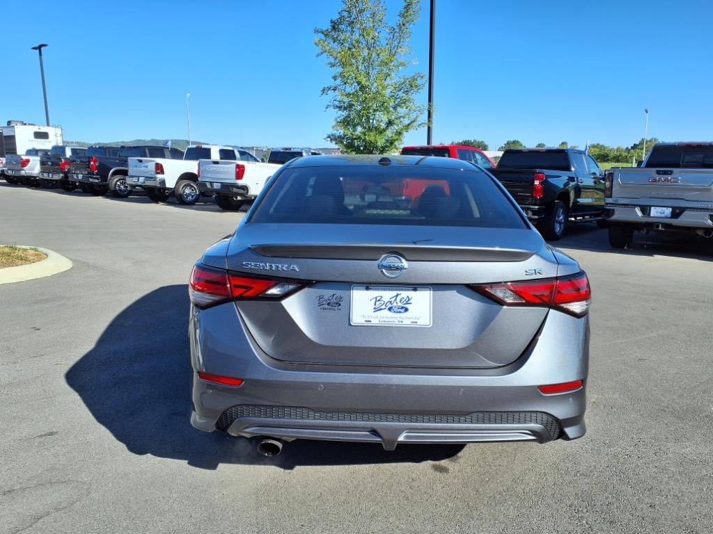 2020 Nissan Sentra SR photo 3