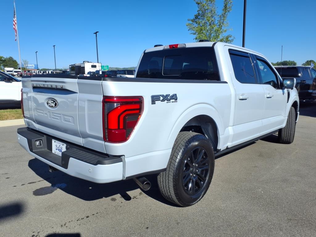 2025 Ford F-150 Platinum photo 3