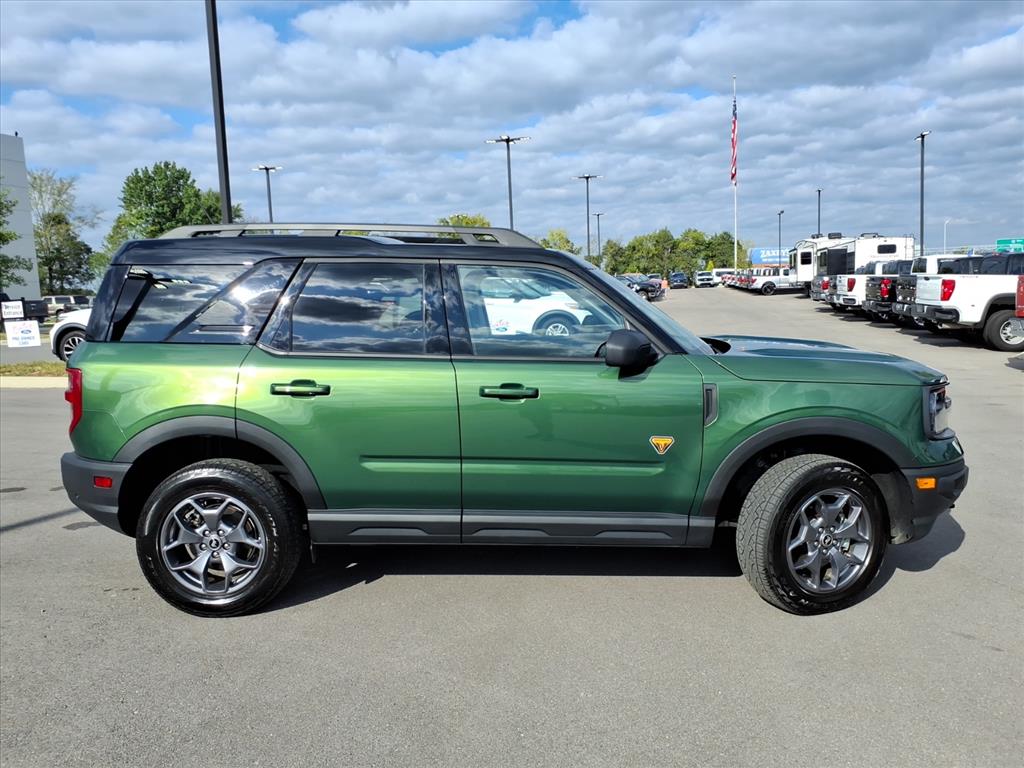 2024 Ford Bronco Sport Badlands photo 2