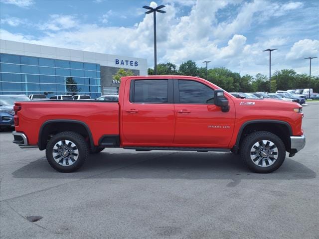 Used 2024 Chevrolet Silverado 2500HD LT with VIN 2GC1YNE75R1166015 for sale in Lebanon, TN