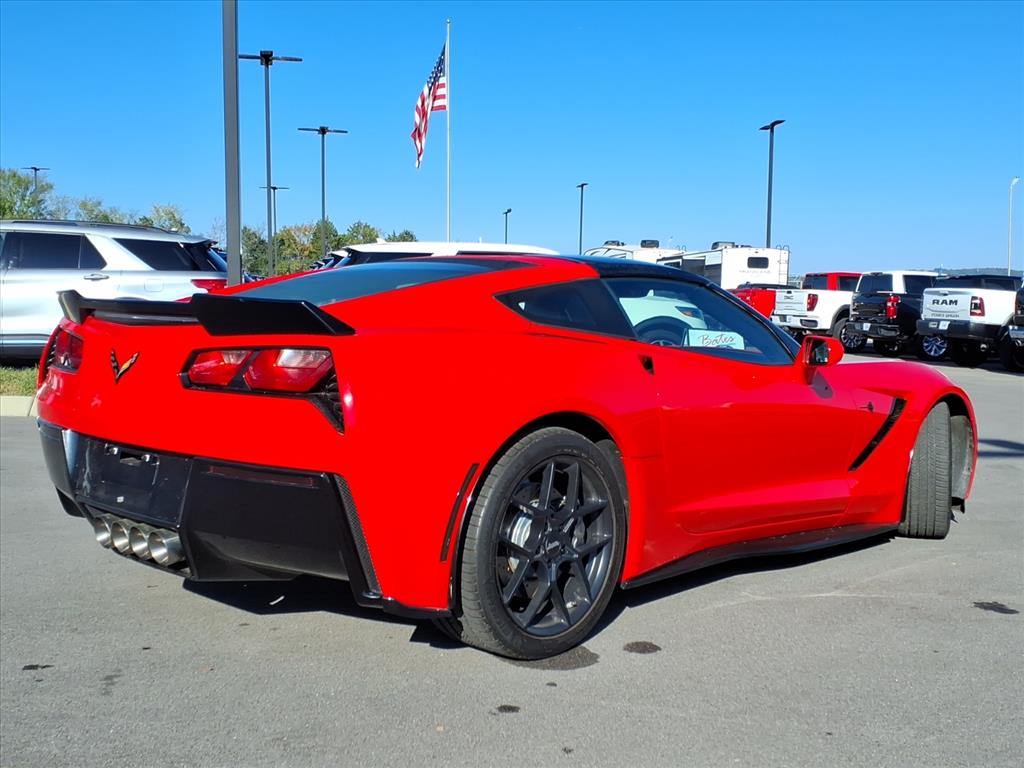 2016 Chevrolet Corvette Stingray Coupe photo 3