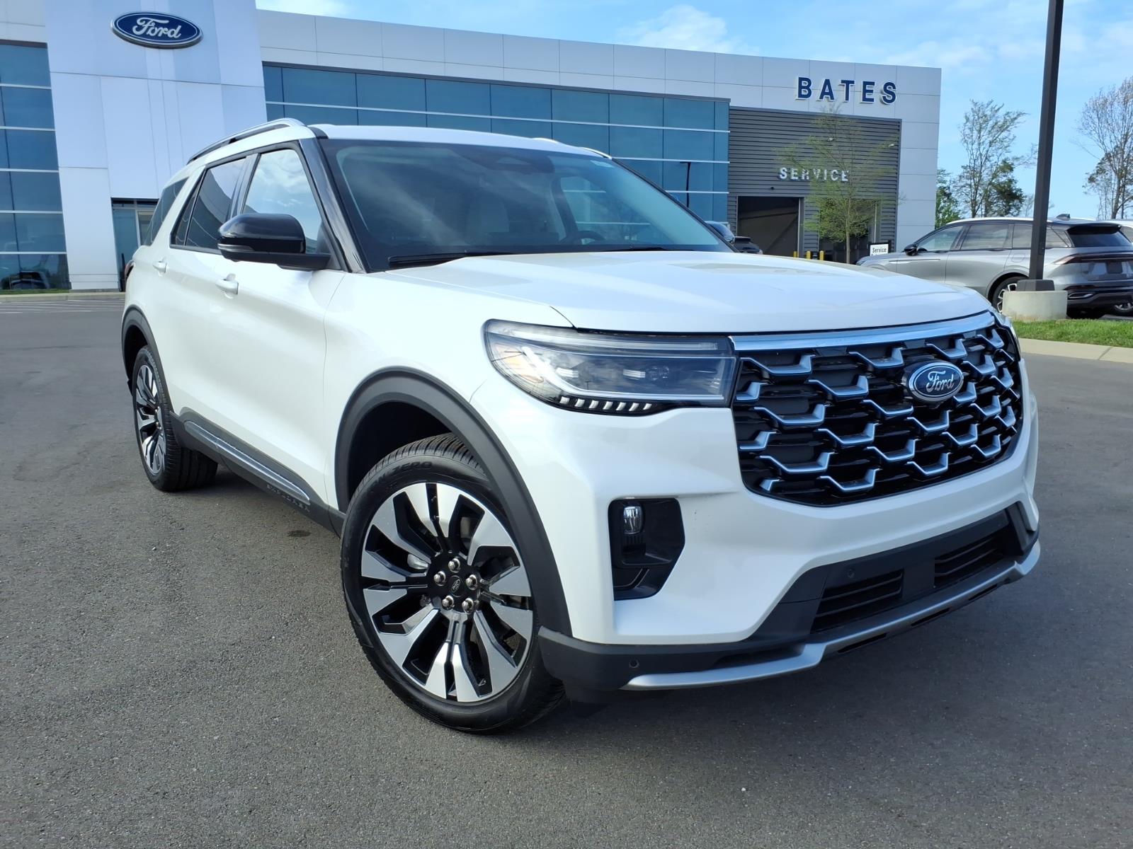 2026 Ford Explorer Platinum 4WD's photo