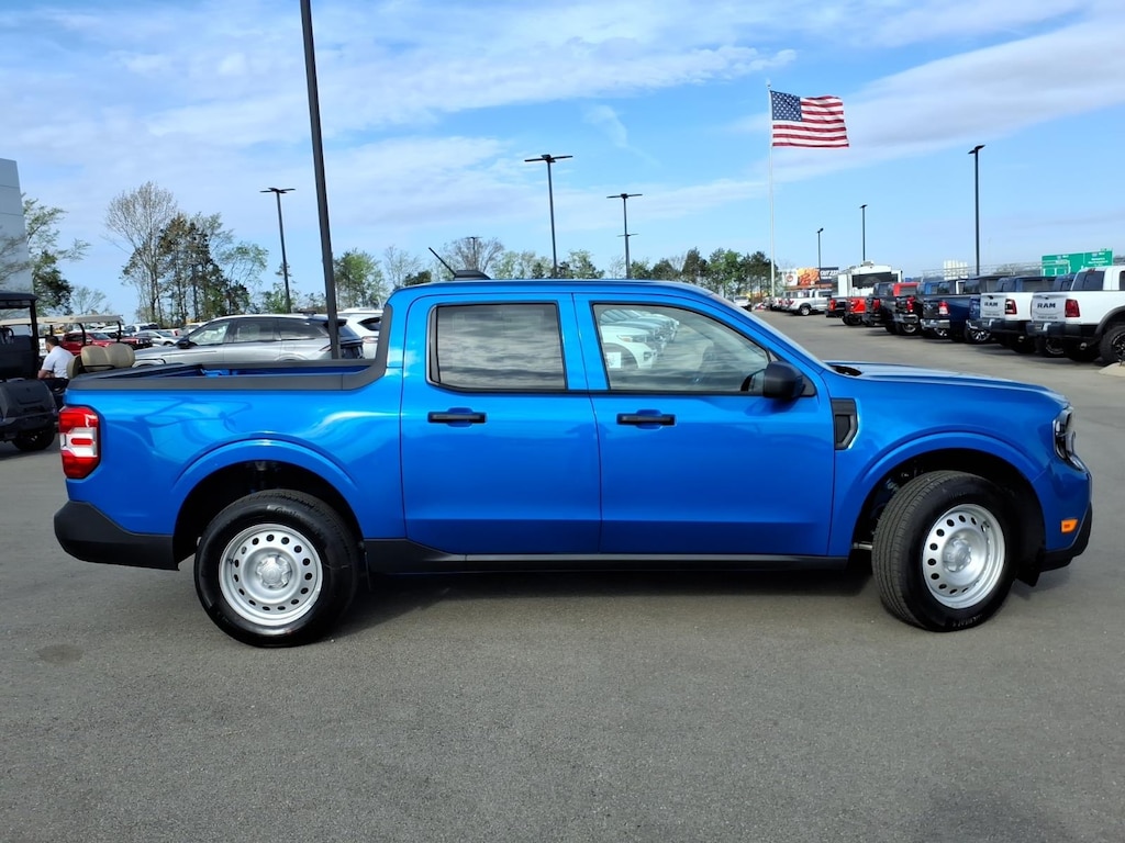 New 2026 Ford Maverick XL TRUCK