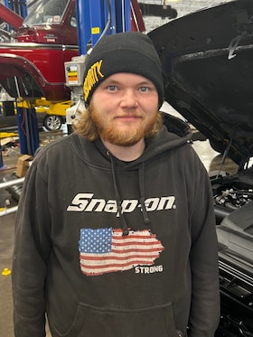 Staff member Dale Merritt - Service from ID_c3007b8ee22f