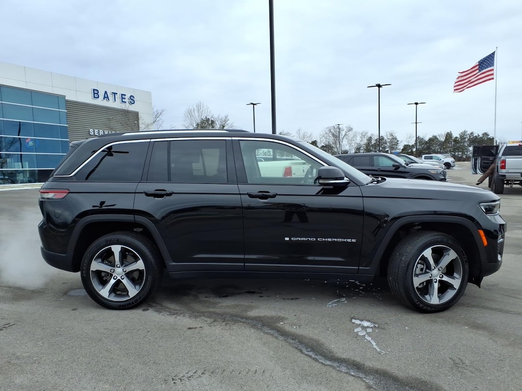 Used 2023 Jeep Grand Cherokee 4xe SUV