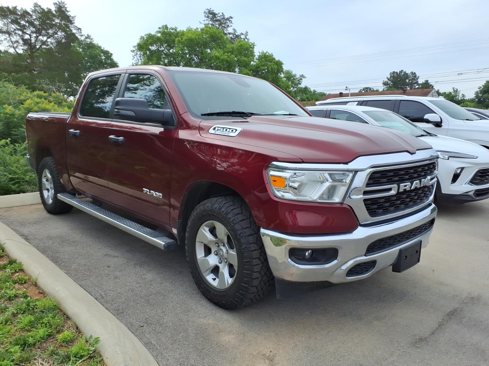 2024 RAM 1500 Big Horn/Lone Star 4x4 Crew Cab 5'7's photo
