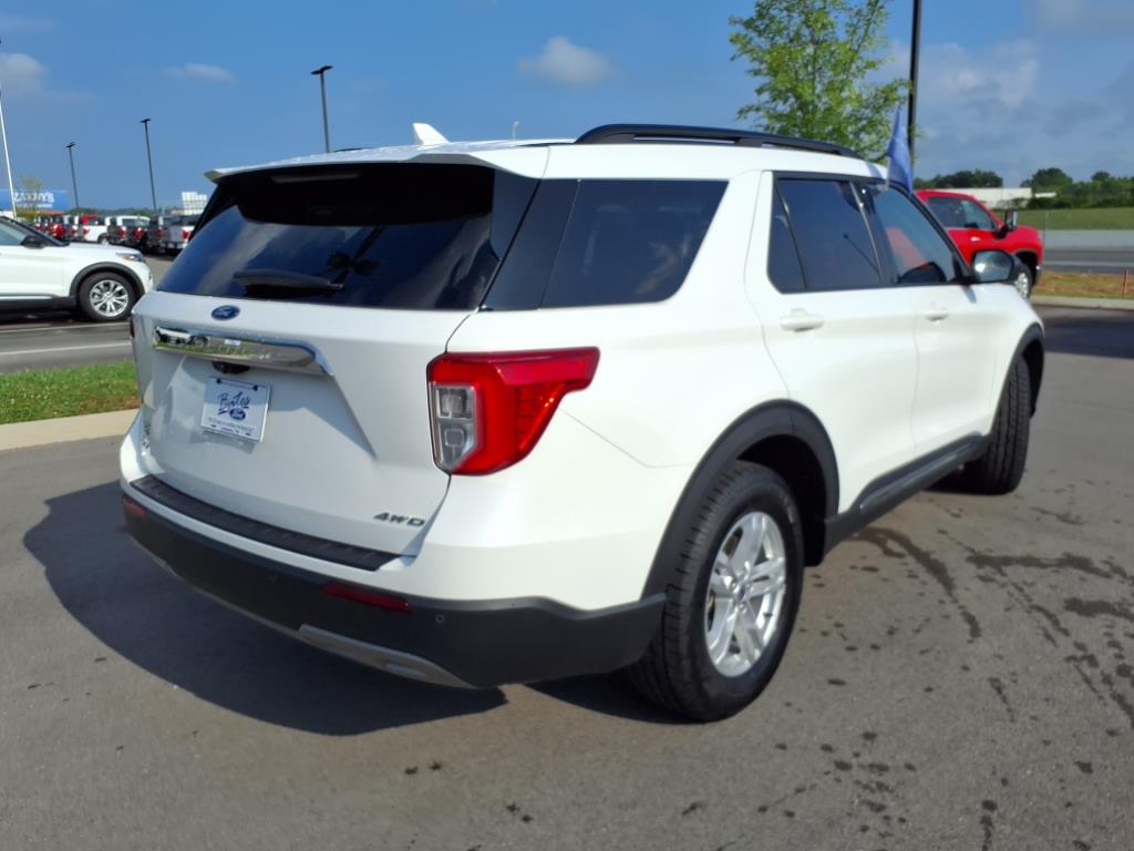 2022 Ford Explorer XLT photo 3