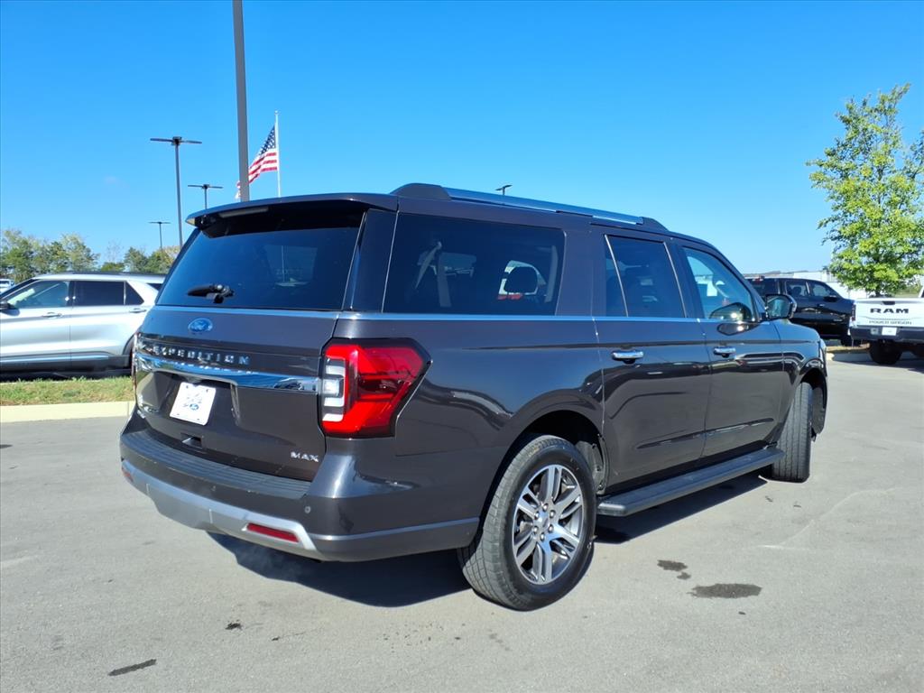 2024 Ford Expedition MAX Limited photo 3