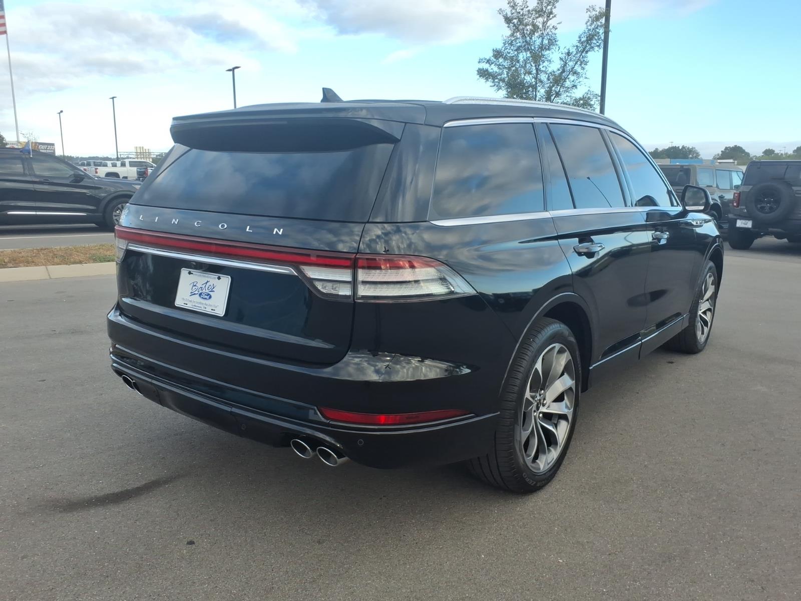 Used 2022 Lincoln Aviator Plug-In Hybrid Grand Touring SUV