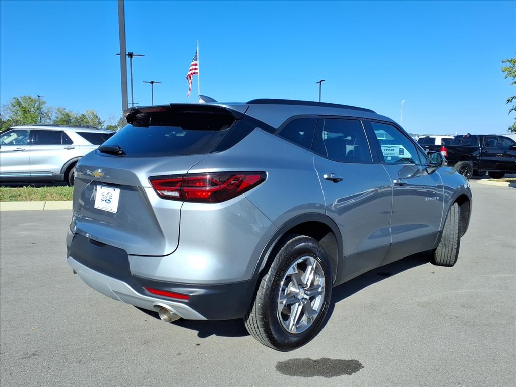 2023 Chevrolet Blazer 2LT photo 3