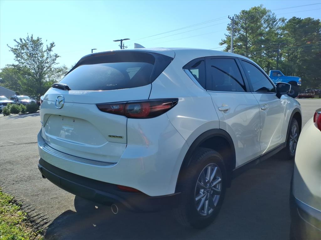 2023 Mazda CX-5 2.5 S Preferred photo 2
