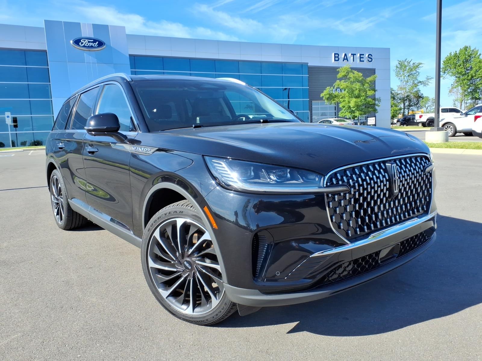 2025 Lincoln Aviator Reserve AWD's photo