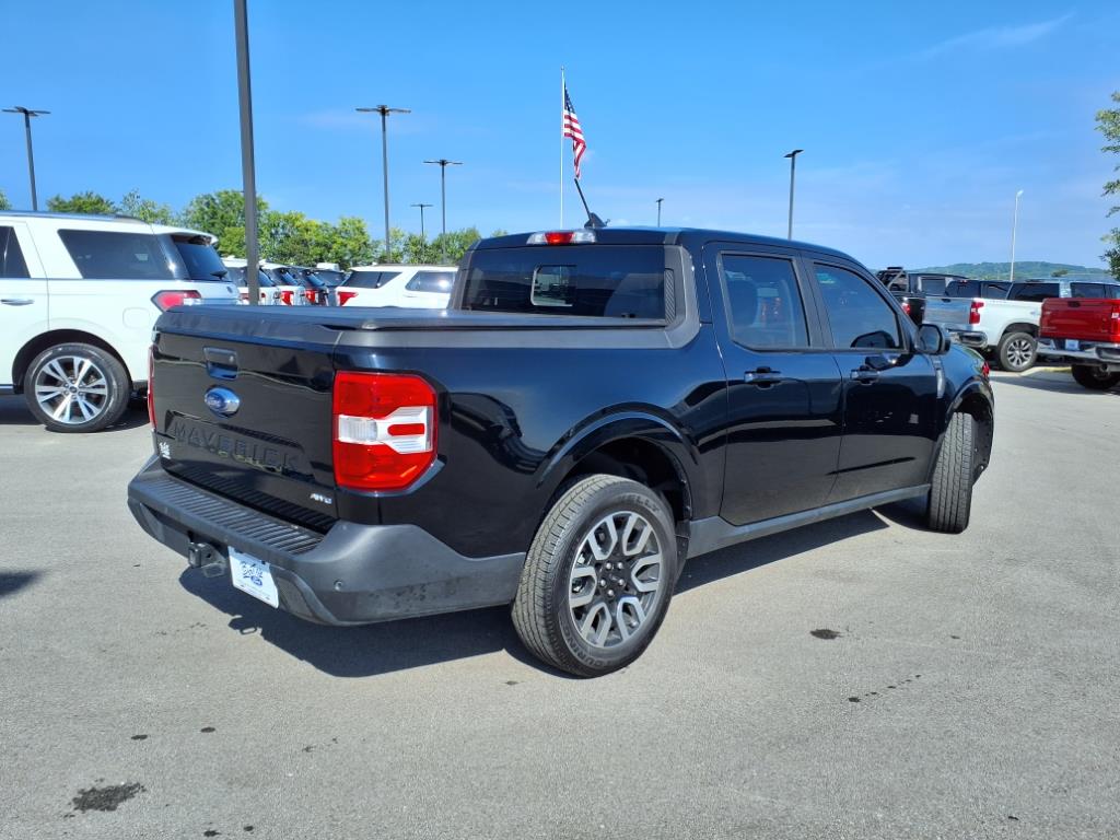 2023 Ford Maverick Lariat photo 3
