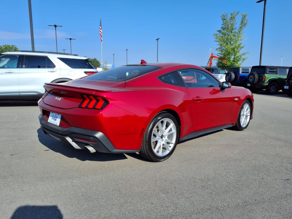 2024 Ford Mustang GT Premium photo 3