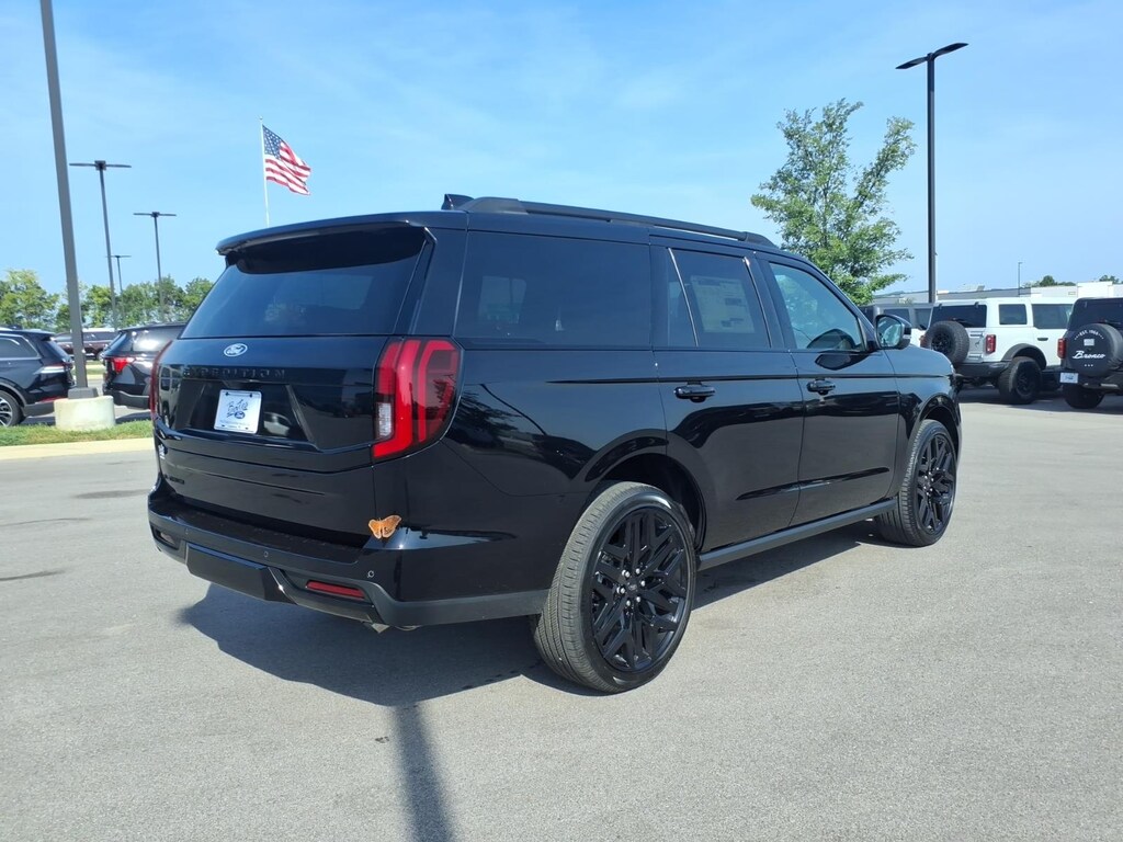New 2027 Ford Expedition Platinum SUV