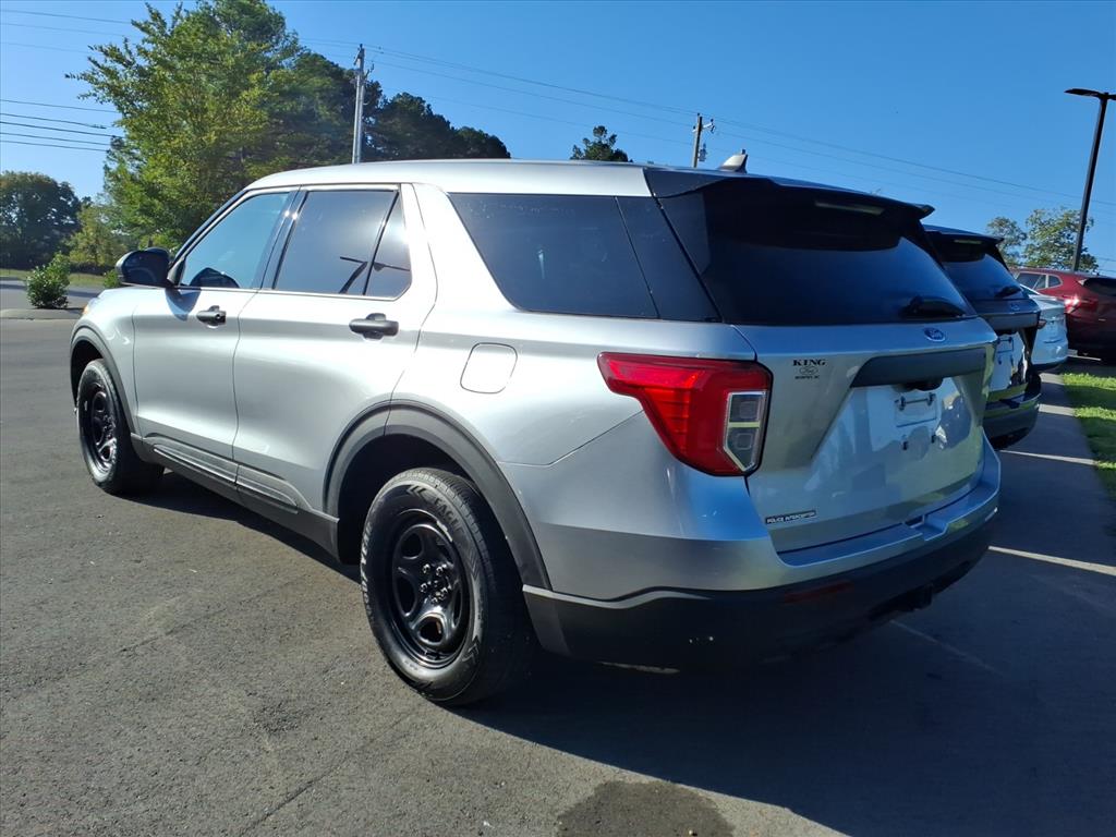 2024 Ford Explorer photo 4