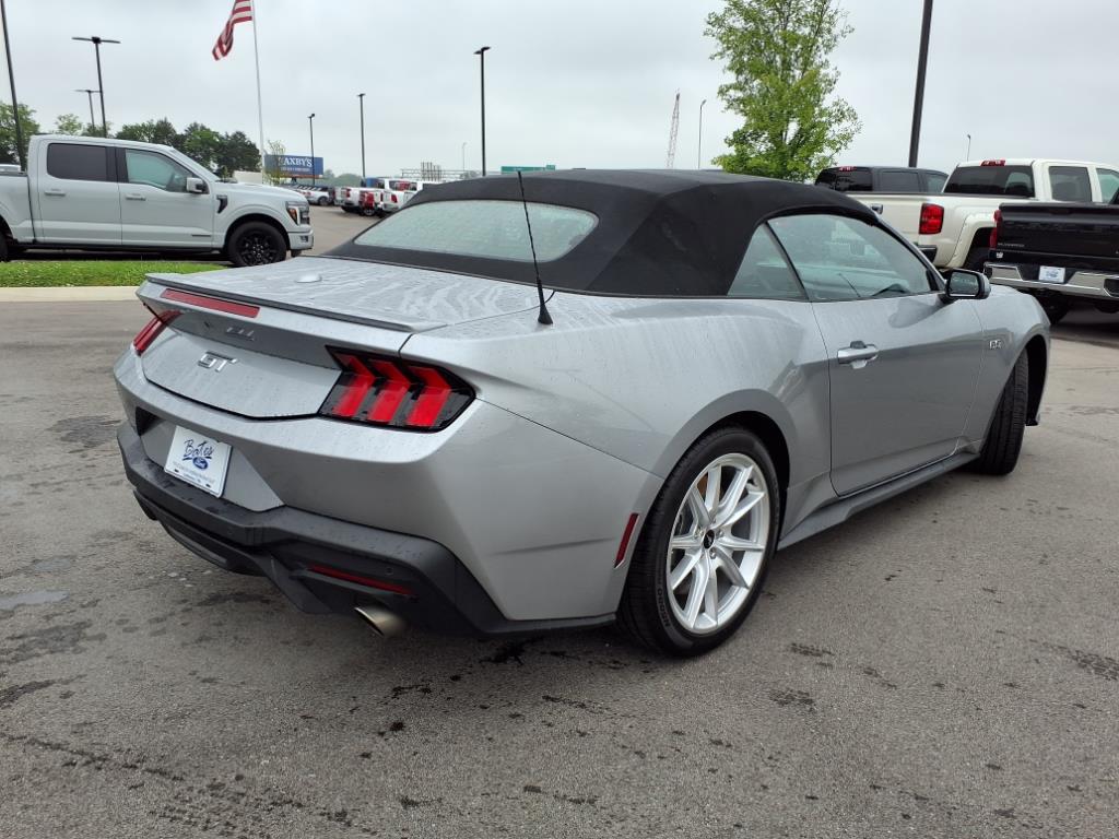 2024 Ford Mustang GT Premium Convertible photo 3