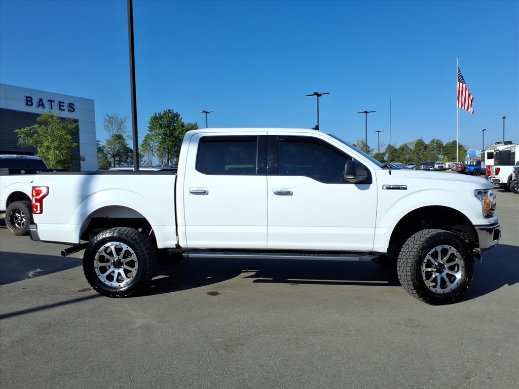 2020 Ford F-150 XLT photo 2