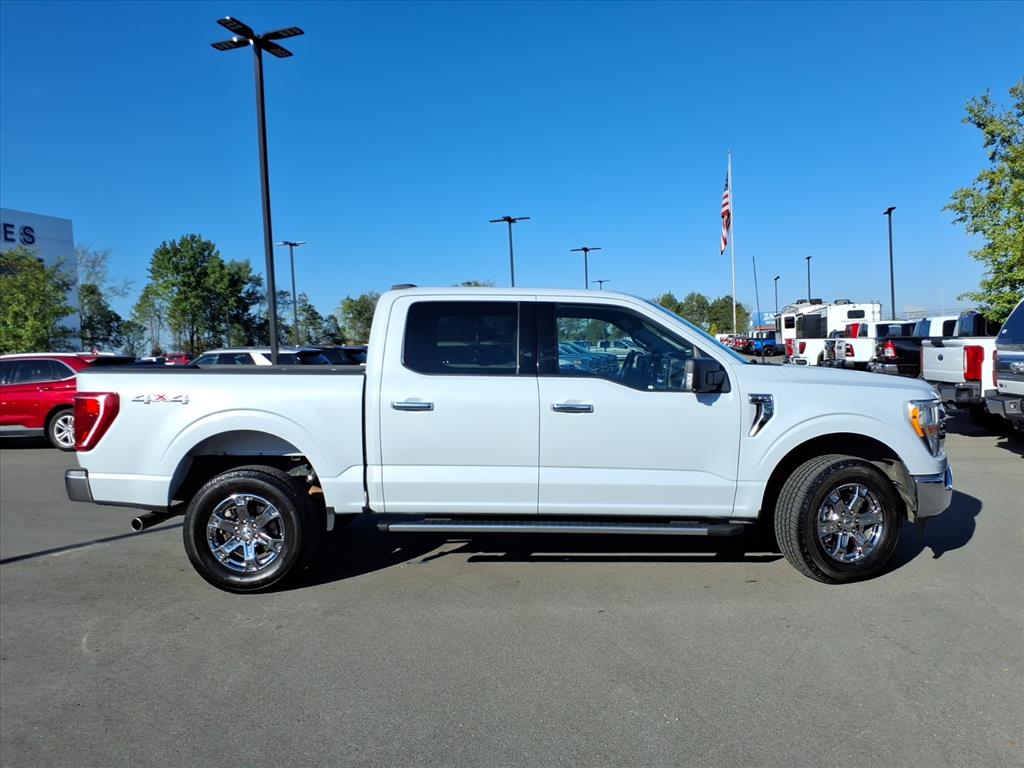 2022 Ford F-150 XLT photo 2