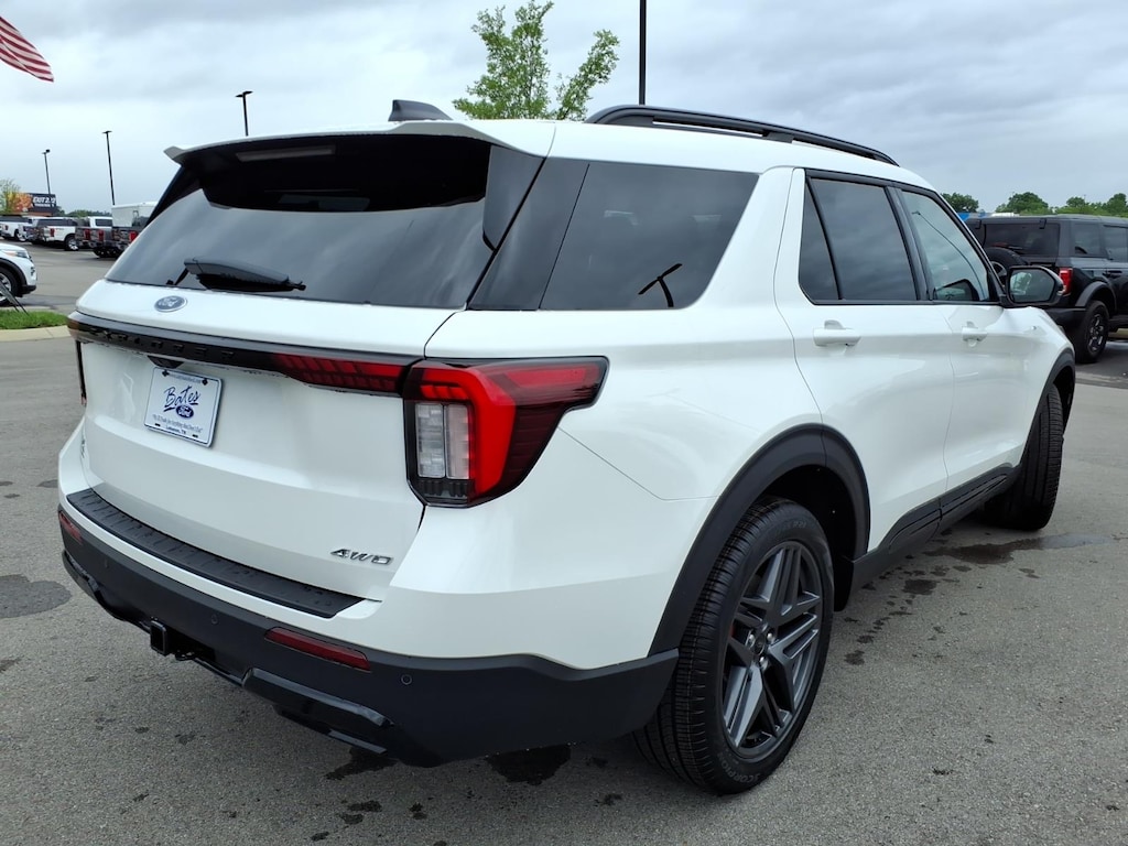 New 2026 Ford Explorer ST-Line SUV