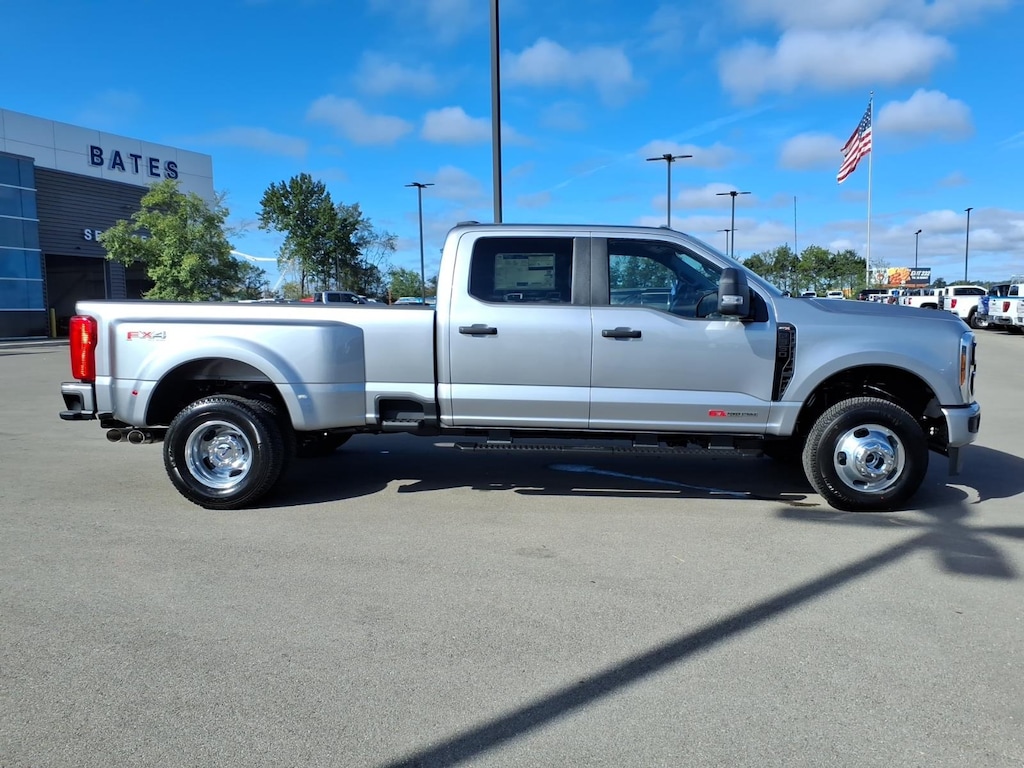 New 2027 Ford Super Duty F-350® XL TRUCK