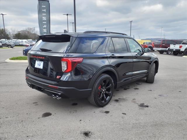 2024 Ford Explorer ST photo 3