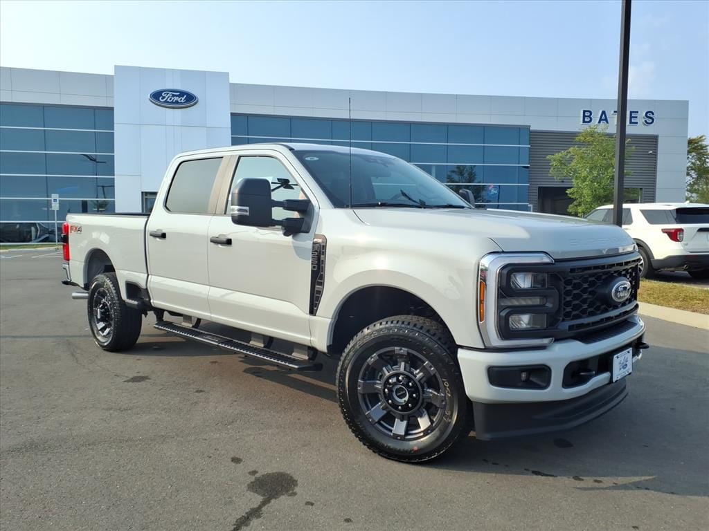 2026 Ford F-250 Super Duty XL's photo