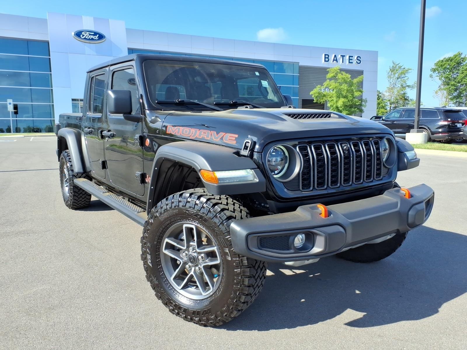 2024 Jeep Gladiator Mojave's photo