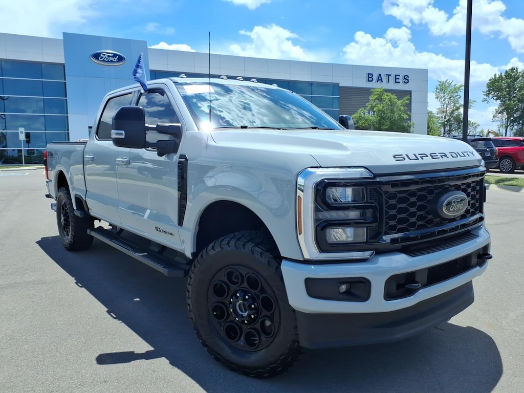 Certified 2025 Ford F-250SD Lariat Truck Crew Cab