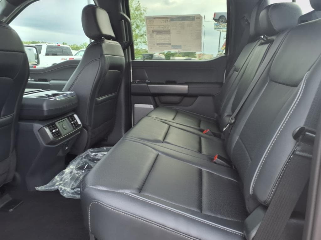 2025 Ford F-150 Lariat - Photo 13