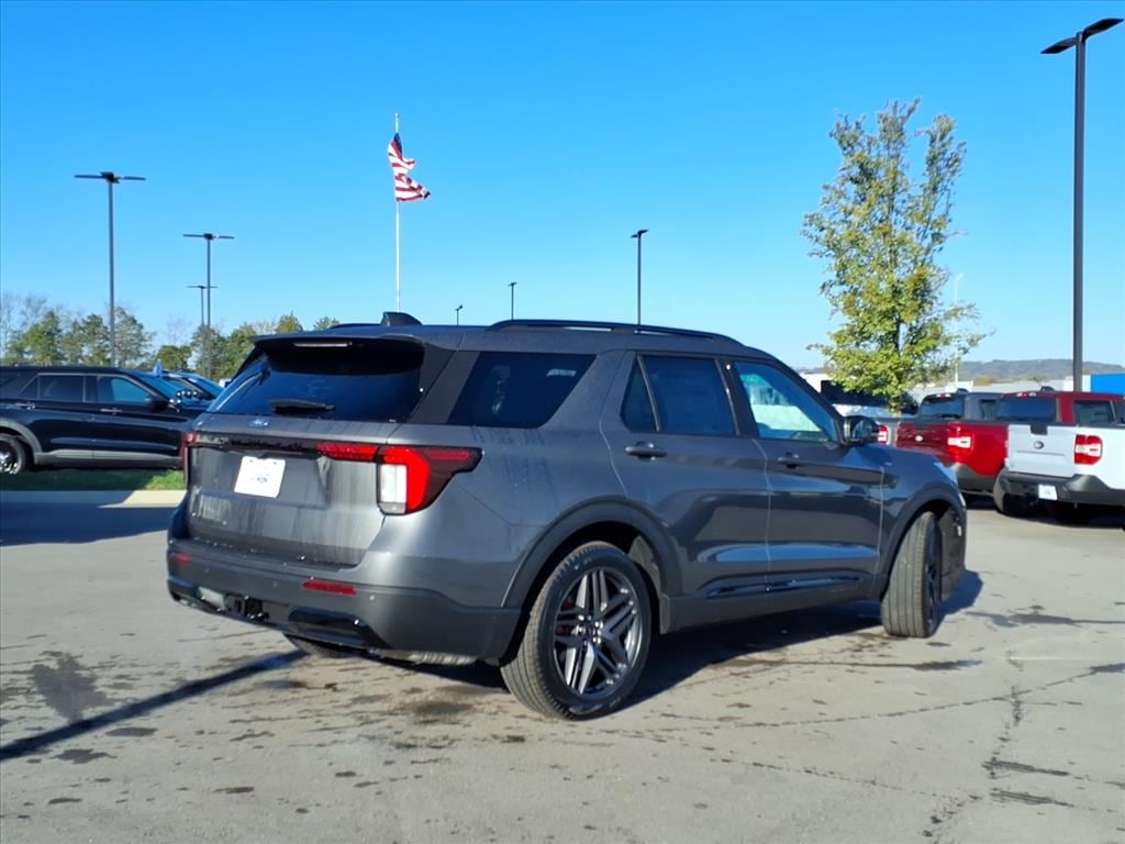 New 2026 Ford Explorer ST-Line SUV