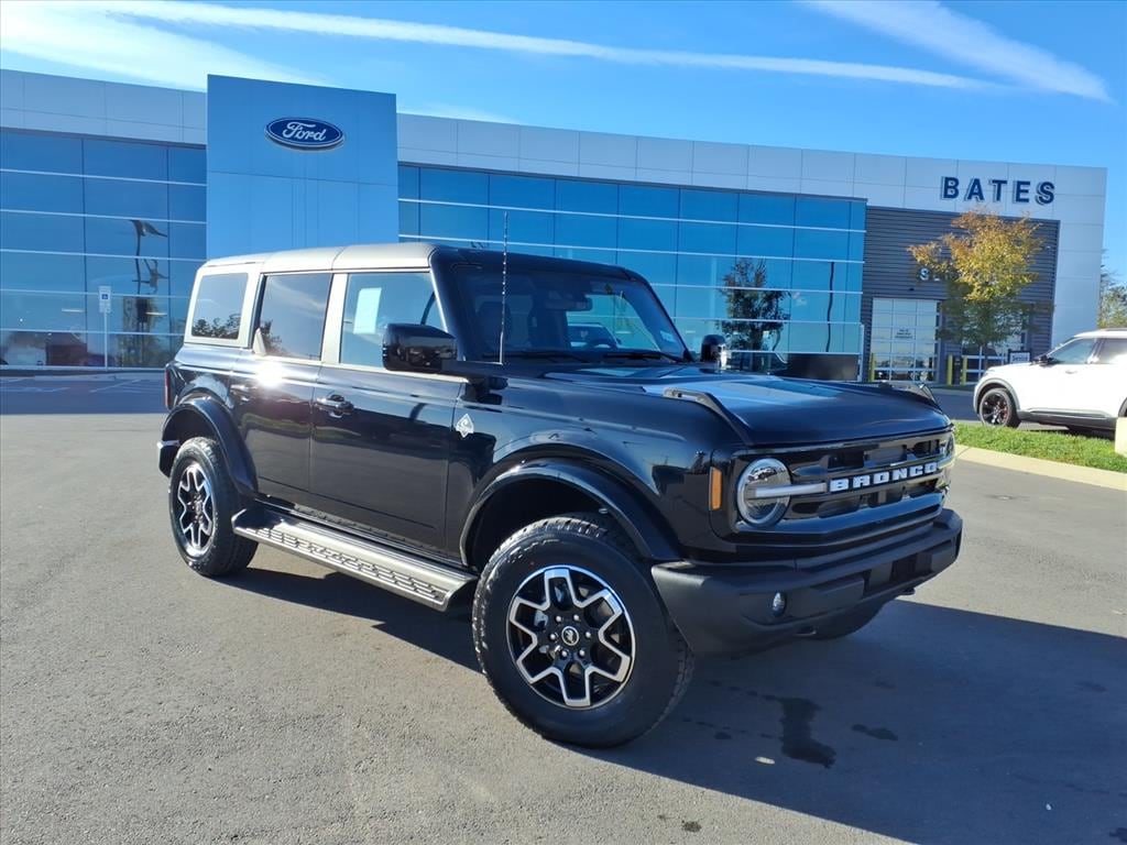 New 2025 Ford Bronco Outer Banks SUV