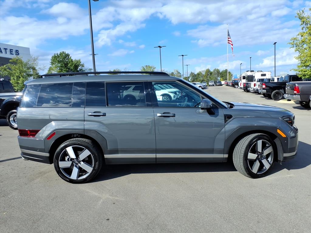 2024 Hyundai Santa Fe Limited photo 2
