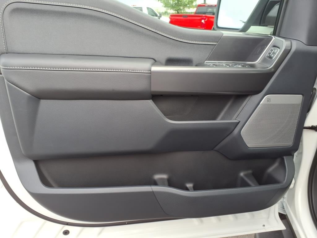2025 Ford F-150 Lariat - Photo 12