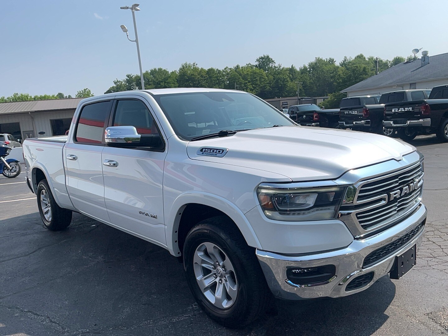 2021 Ram 1500 Laramie photo 3