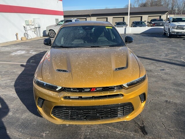 2024 Dodge Hornet R/T photo 2