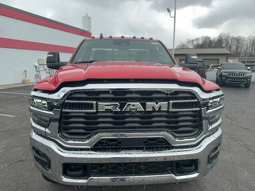New 2026 Ram 2500 TRADESMAN REGULAR CAB 4X4 8' BOX Pickup