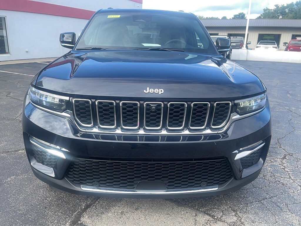 Used 2024 Jeep Grand Cherokee Limited SUV