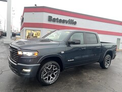 2026 Ram 1500 LARAMIE CREW CAB 4X4 5'7 BOX Pickup