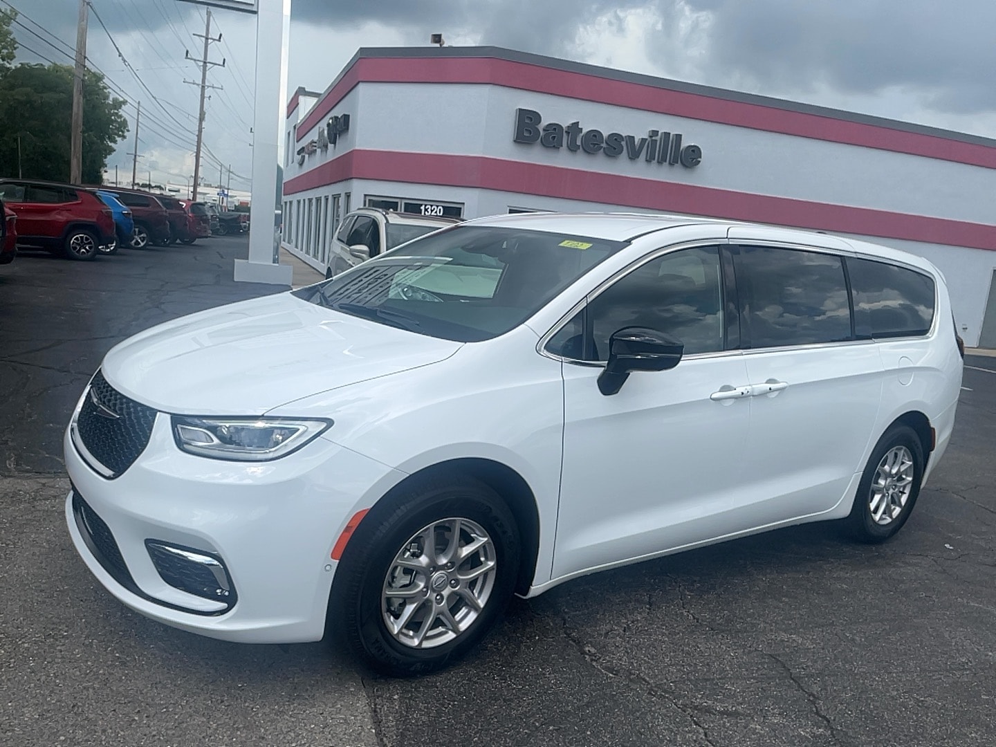 2026 Chrysler Pacifica Passenger Van 